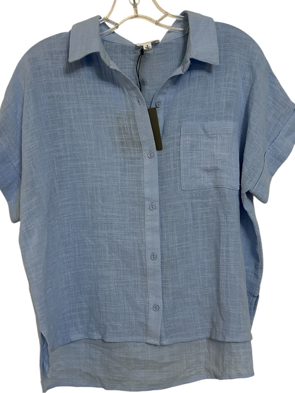 NWT Le Lis Light Blue Button-Up Cotton Shirt size Small